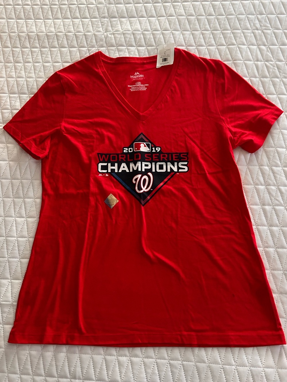 “NEW” MAJESTIC WASHINGTON NATIONALS 2019 WORLD SERIES CHAMPIONS TSHIRT